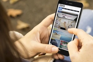 girl scrolling mobile website