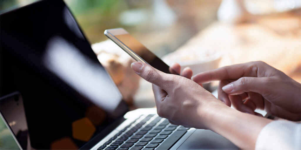 mobile saas application being used by a business owner