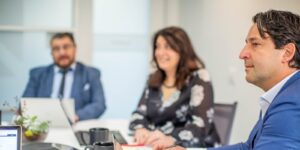 orases members in a meeting